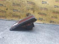 Фонарь крышки багажника левый 7V7DY2 Volkswagen Passat undefined