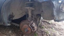 Кулак задний левый 2UZ0DN Mazda Premacy купить с доставкой