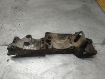 Кронштейн генератора FP26RG Volkswagen Golf