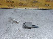 Блок управления стеклоподъемниками EO5VZ5 Renault Laguna