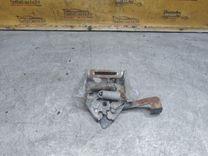 Замок капота UG44BN Mazda Xedos 6