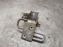 Петля двери задней левой U03D7U Audi A6