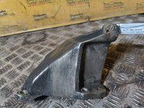Кронштейн двигателя 323170 Audi A4