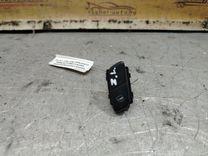 Кнопка стеклоподъемника заднего левого 8VSQ05 Volkswagen Polo - Фото 1