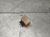 Реле поворотов ZRM93O Toyota Avensis - Фото 1