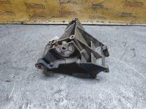 Кронштейн генератора 08UMEJ Peugeot 406 - Фото 3