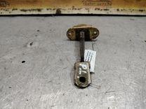 Ограничитель открывания двери передней C6LCE1 Nissan Primera - Фото 3