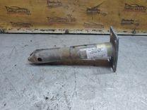 Клык бампера передний правый V2GCE9 Peugeot 605 - Фото 1