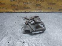 Кронштейн крепления троса КПП 1S8J0D Peugeot 406