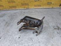 Кронштейн крепления троса КПП Q9EQ9Q Volvo S40 купить с доставкой