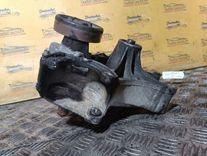 Кронштейн вискомуфты AH0X61 Volkswagen Passat купить на авторазборке