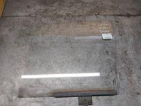 Стекло двери передней левой BORH5D Volkswagen Jetta