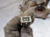 Кулак поворотный правый 4LKQUB Peugeot 607 - Фото 8