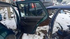 Обшивка двери задней правой (дверная карта) 0L337U Volkswagen Golf купить