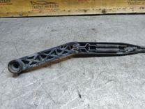 Щеткодержатель (поводок стеклоочистителя, дворник) JKW81T Audi 100 купить в магазине запчастей бу