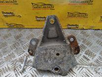 Кронштейн крепления балки подвески 4UY3CJ Renault Laguna - Фото 2