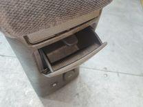 Подлокотник 8X3HQE Renault Laguna undefined