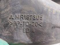 Патрубок воздушного фильтра GB4KF0 Mitsubishi Carisma купить на авторазборке