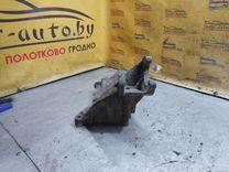 Кронштейн генератора ZWTY04 Renault Laguna купить в магазине запчастей бу