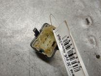 Кнопка стеклоподъемника заднего левого 2MMN4U Volkswagen Passat купить