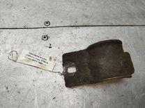 Крепление втулки стабилизатора B3501K Citroen Xsara