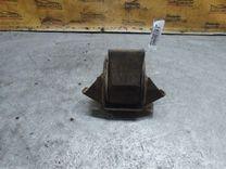 Подушка крепления двигателя V45512 Volkswagen Passat купить с доставкой