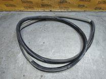 Уплотнитель двери задней левой 2UB99Q Volkswagen Passat