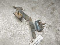 Петля крышки багажника 62PI3K Nissan Primera