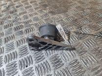 Кронштейн двигателя IKSPY7 Audi A4