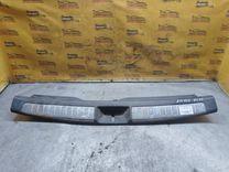 Накладка замка багажника FYJN17 Toyota Avensis купить