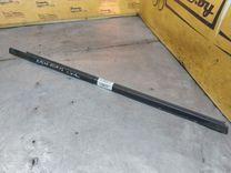 Молдинг стекла двери передней правой наружный 2K5V58 Nissan Almera