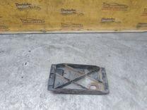 Кронштейн крепления бампера заднего 7UUI5U Mercedes C W202 undefined