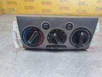 Блок управления печки/климат-контроля QP7N5F Mazda Premacy - Фото 2