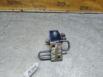 Петля двери задней правой HN931E Volkswagen Bora купить с доставкой