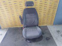 Сиденье переднее левое 0J4LM0 Seat Alhambra