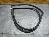 Уплотнитель двери передней правой X3ATRU Audi 100