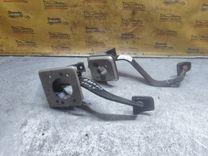 Узел педальный (блок педалей) 21OXU8 Mitsubishi Grandis купить на авторазборке