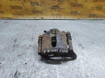 Суппорт передний правый JZSXFH Peugeot 405