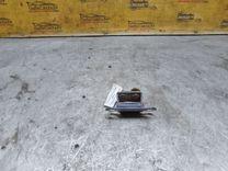 Петля крышки багажника B0R0VJ Toyota Corolla undefined