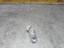 Повторитель передний правый 0ULDC9 Volkswagen Polo купить с доставкой