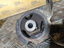 Подушка крепления КПП 4KQVBX Mazda Premacy - Фото 4