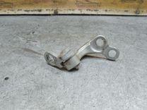 Петля двери задней правой V1C55N Ford Focus - Фото 3