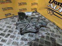 Кронштейн компрессора кондиционера 6KFF38 Volkswagen Passat - Фото 2