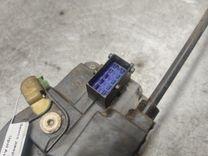 Замок двери передней правой 3OAWVT Opel Astra - Фото 4