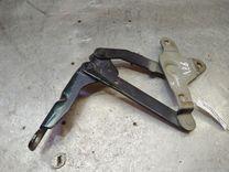 Петля капота левая 5M3C09 Renault Safrane - Фото 1