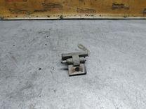 Петля двери передней правой X574W5 Volvo S60 купить на авторазборке