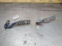 Петля капота G1V1W5 Volkswagen Golf купить