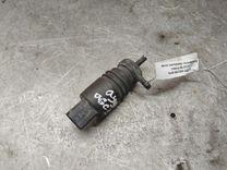 Насос (моторчик) омывателя стекла QIJW2I Audi A6 - Фото 2