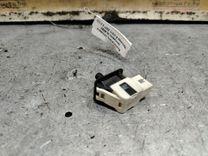 Выключатель концевой (концевик) GL68BZ Mercedes E W211 - Фото 2