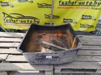 Ниша запасного колеса H10722 Audi 100 купить